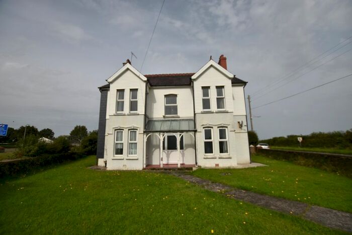 4 Bedroom Detached House For Sale In Saron, Llandysul, SA44