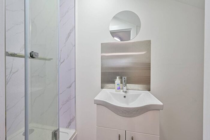 Studio To Rent In Deer Park Road, Merton Abbey Mills, Wimbledon, SW19