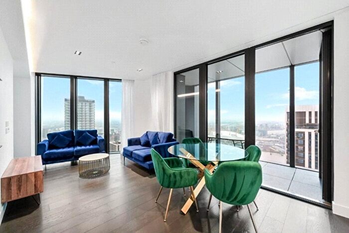 2 Bedroom Flat To Rent In Marsh Wall, London, E14