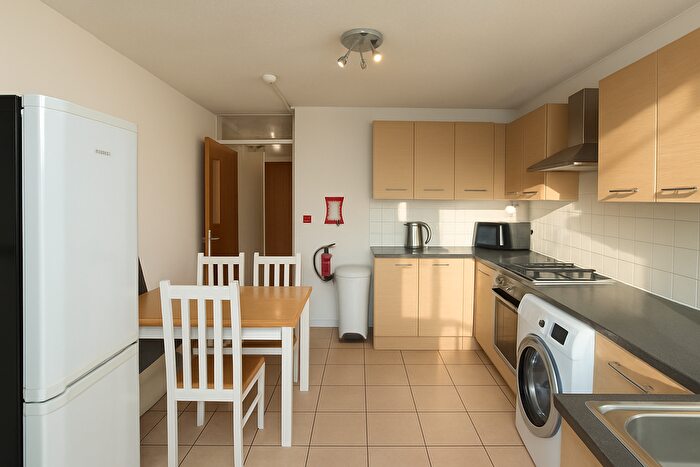 4 Bedroom Terraced House To Rent In Holland Walk, London, N19