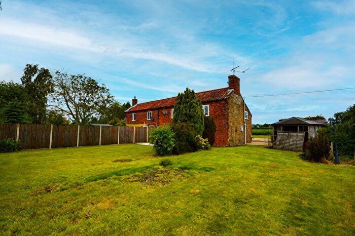 2 Bedroom Cottage To Rent In Whissonsett, NR20