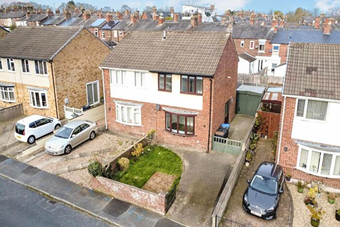 3 Bedroom Semi Detached House For Sale In Devonshire Way, Harrogate, HG1