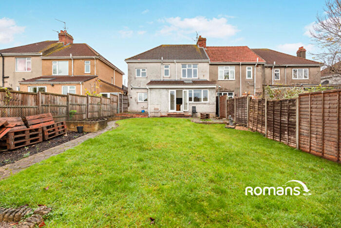 6 Bedroom House To Rent In Conygre Road, Filton, Bristol, BS34