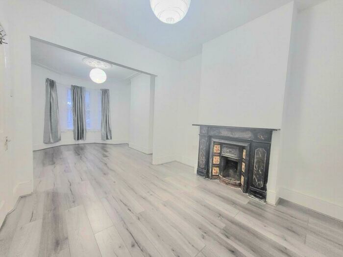 3 Bedroom House To Rent In Monteagle Avenue, Barking, IG11