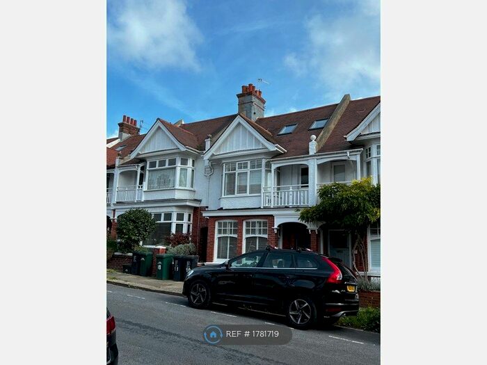 3 Bedroom Maisonette To Rent In Glendale Road, Hove, BN3