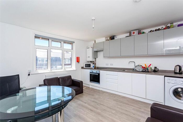 1 Bedroom House Of Multiple Occupation To Rent In Hollingbury Place, Brighton, East Sussex, BN1