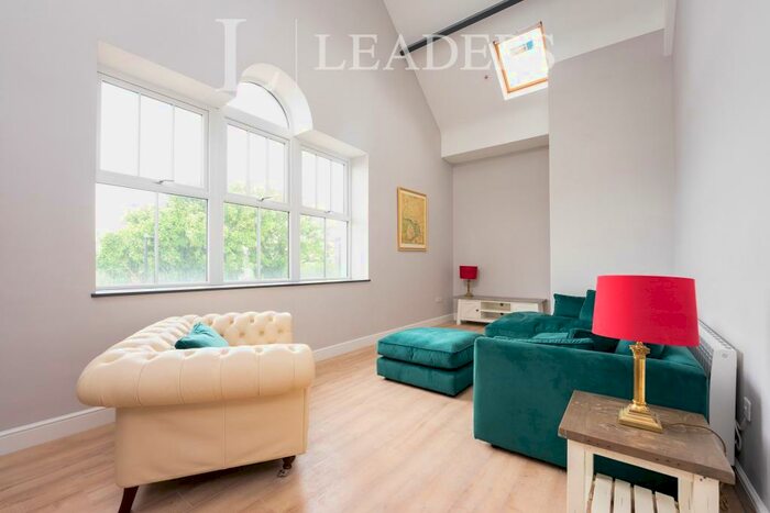 3 Bedroom Apartment To Rent In Llanwrst Road, Glan Conwy, LL28