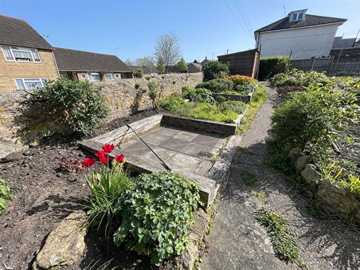 2 Bedroom Cottage For Sale In Middle Path, Crewkerne - No Onward Chain, TA18