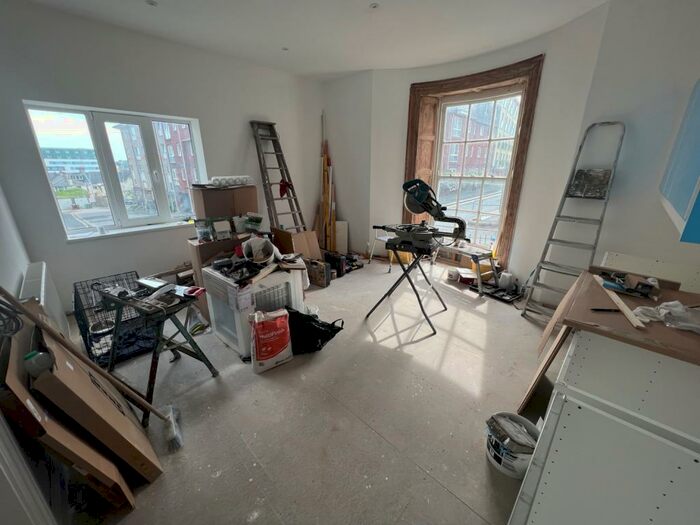 2 Bedroom Apartment To Rent In Radnor Place, Plymouth, Devon, PL4