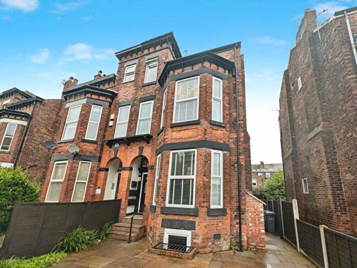 1 Bedroom Apartment To Rent In Central Road, Manchester, Greater Manchester, M20