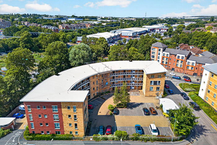 2 Bedroom Apartment For Sale In Crescent West, Kettering, NN16