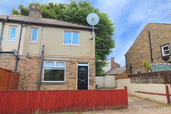 2 Bedroom Semi-Detached House To Rent In Upper Green, Great Horton, Bradford, BD7