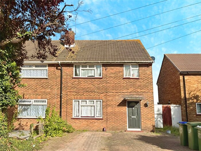 3 Bedroom Semi-Detached House To Rent In Newbery Road, Erith, DA8