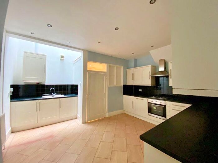 1 Bedroom Flat For Sale In Manor Road, Bexley, DA5