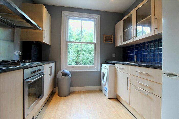 2 Bedroom Flat To Rent In Framfield Road, Ealing, W7