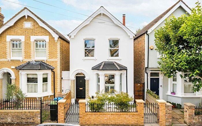 4 Bedroom Detached House For Sale In Shortlands Road, Kingston Upon Thames, KT2