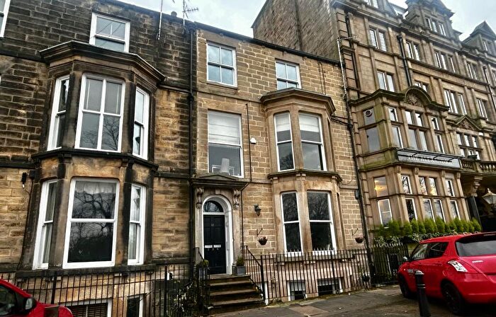 3 Bedroom Apartment To Rent In Prospect Place, Harrogate, HG1