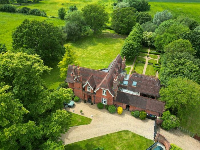 5 Bedroom Detached House For Sale In The Old Rectory, Spaldwick, PE28
