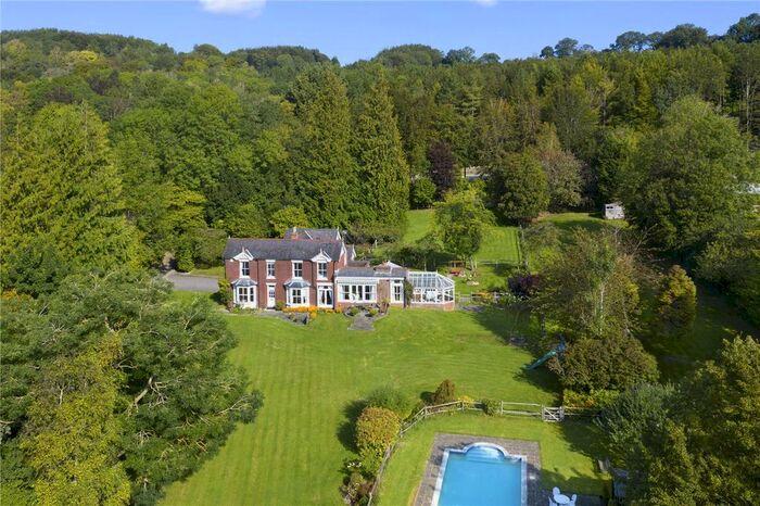 4 Bedroom Detached House For Sale In Pilgrims Way, Kemsing, Sevenoaks, Kent, TN15