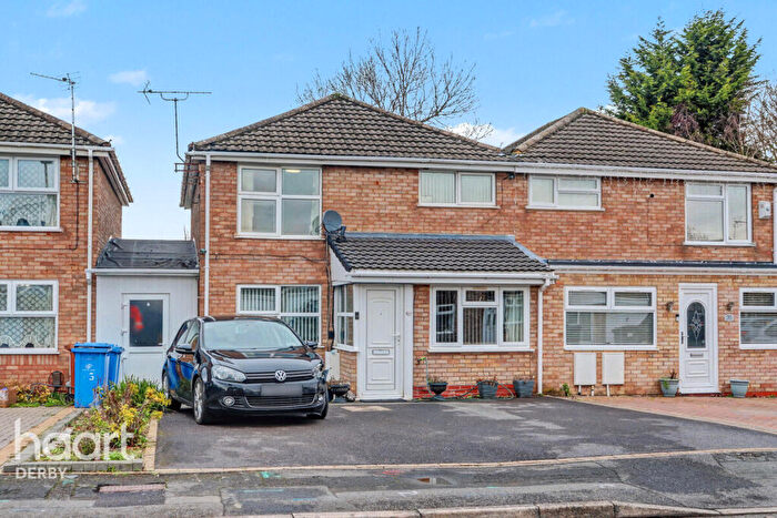 3 Bedroom Semi Detached House For Sale In Briar Lea Close, Sinfn, DE24