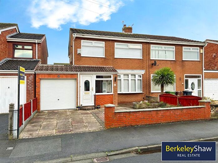 3 Bedroom Semi-Detached House For Sale In Hodder Avenue, Liverpool, L31