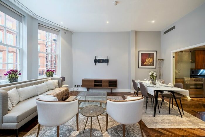 2 Bedroom Flat To Rent In Hans Crescent, London, SW1X