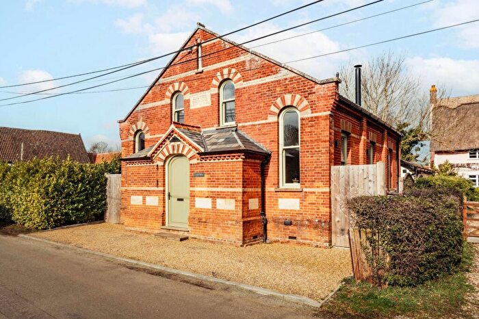 3 Bedroom Detached House For Sale In High Road, Bressingham, IP22