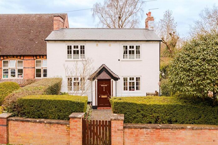 3 Bedroom Semi Detached House For Sale In Bradford Lane, Belbroughton, Stourbridge, DY9