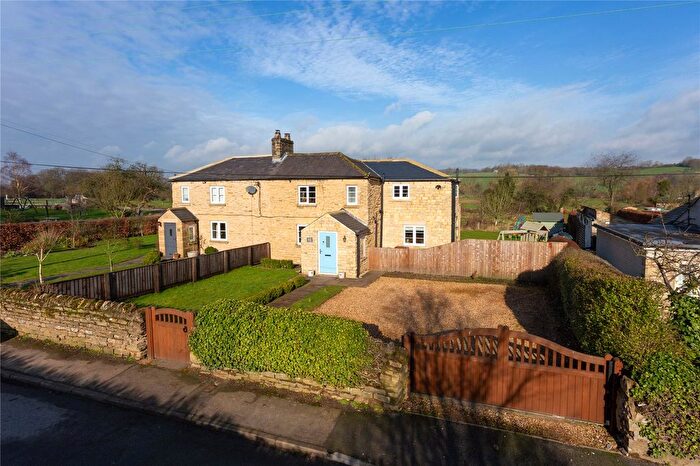 3 Bedroom Semi Detached House For Sale In Pottergate, Gilling East, York, North Yorkshire, YO62
