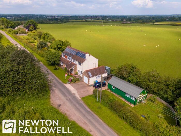 4 Bedroom Cottage For Sale In Little Gringley, Retford, DN22