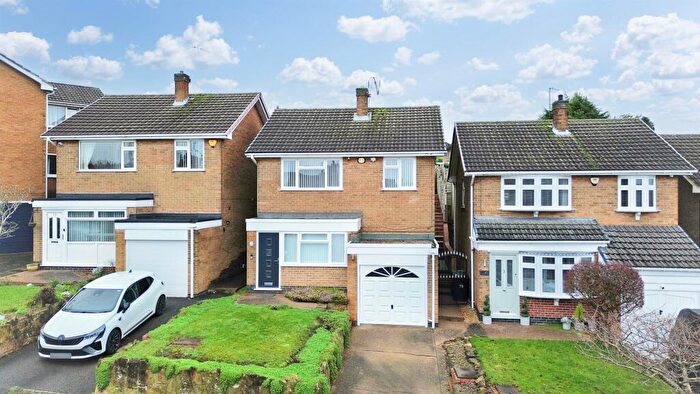 3 Bedroom Detached House For Sale In South View Road, Carlton, Nottingham, NG4