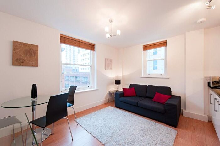 2 Bedroom Flat To Rent In Whitechapel High Street, E1