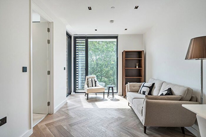 1 Bedroom Flat For Sale In Cluny Mews, London, Earls Court, London, SW5