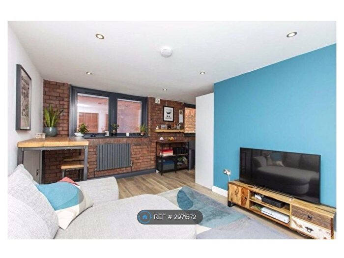2 Bedroom Flat To Rent In The Cigar Factory, Bristol, BS3