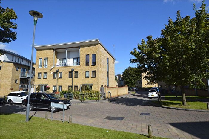 2 Bedroom Flat To Rent In Park Lane, Waterstone Park, Greenhithe, Kent, DA9