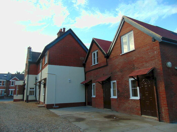 Studio To Rent In Portswood Road, Southampton, SO17