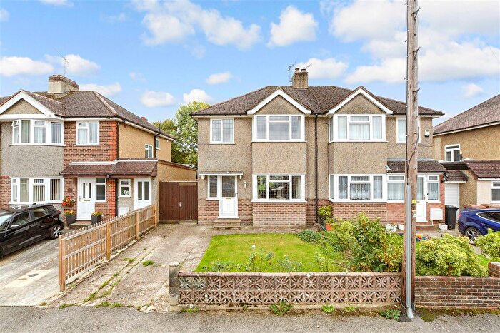 3 Bedroom Semi-detached House For Sale In Shirley Avenue, Redhill, Surrey, RH1