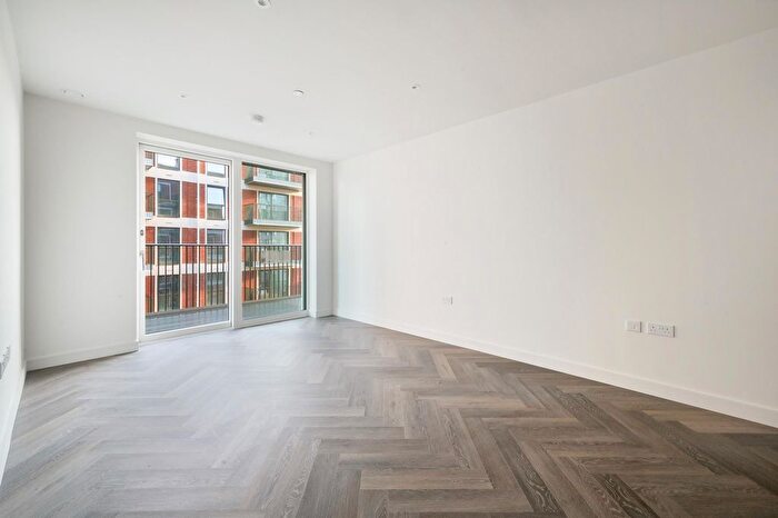 1 Bedroom Flat To Rent In Bower House, Hendon, London, NW9