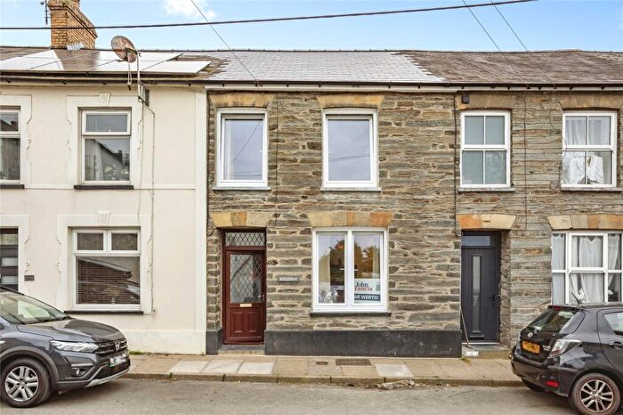3 Bedroom Terraced House For Sale In Lloyds Terrace, Newcastle Emlyn, Dyfed, SA38