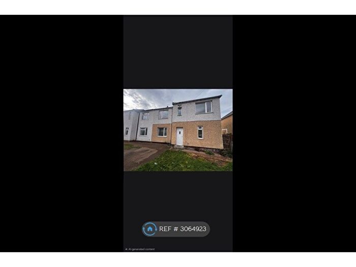 4 Bedroom Semi-Detached House To Rent In Norman St, Rotherham, S63