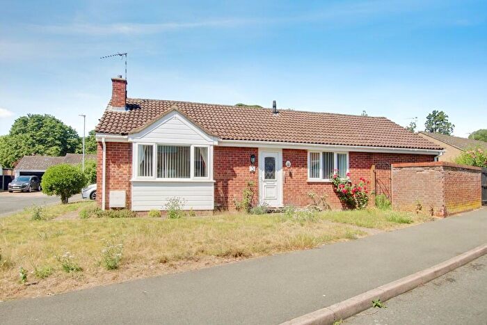 3 Bedroom Detached Bungalow For Sale In Bevills Close, Doddington, PE15