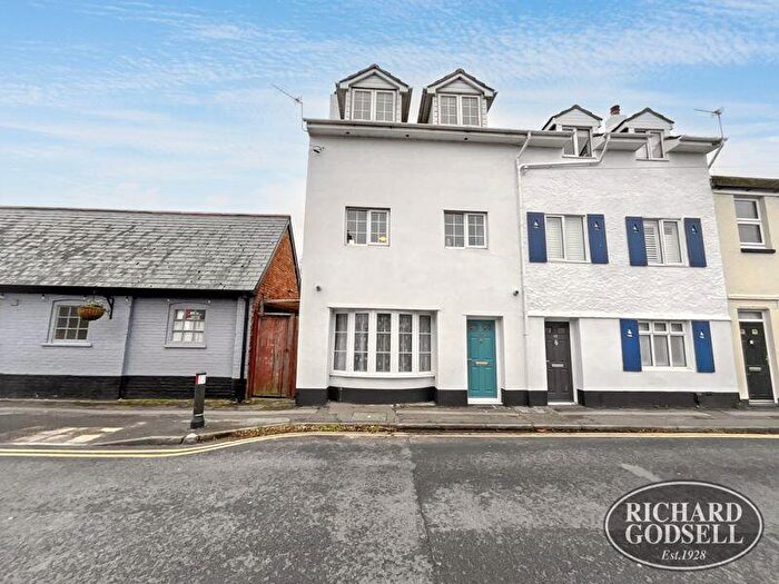 4 Bedroom Town House For Sale In Stanpit Mudeford, BH23