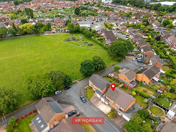 3 Bedroom Semi Detached House For Sale In Blenheim Crescent, Bromsgrove, Worcestershire, B60
