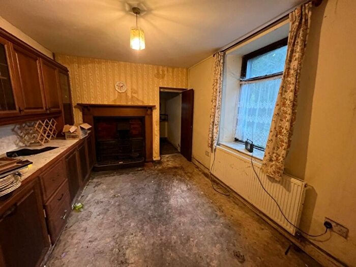 4 Bedroom Detached House For Sale In Brook Street Blaenrhondda - Treorchy, CF42