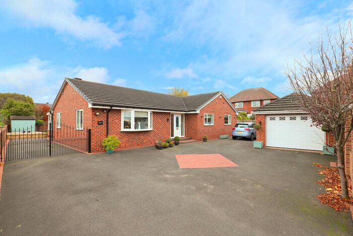 3 Bedroom Property For Sale In Ulley Lane, Aston S26