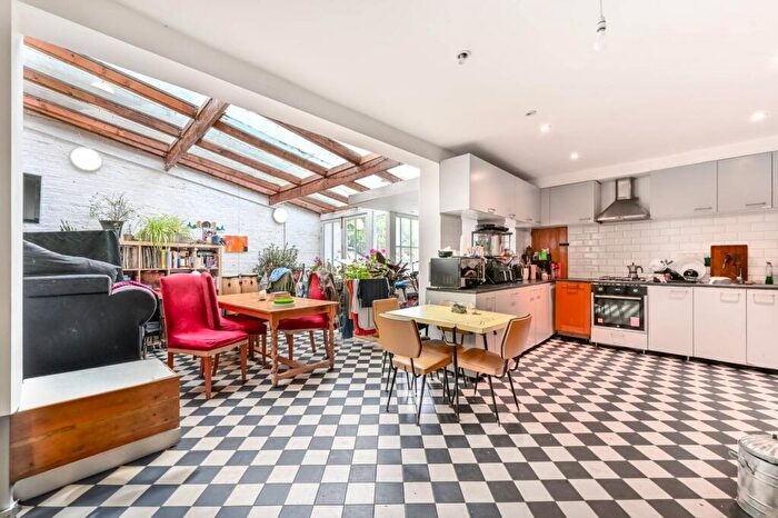 7 Bedroom End Of Terrace House For Sale In Tytherton Road, Tufnell Park, London, N19