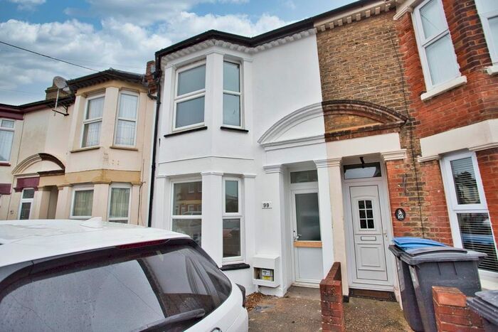 2 Bedroom Property To Rent In Balfour Road, Dover CT16