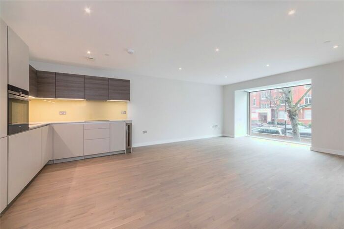 2 Bedroom Flat To Rent In Viridium Apartments, - Finchley Road, NW3