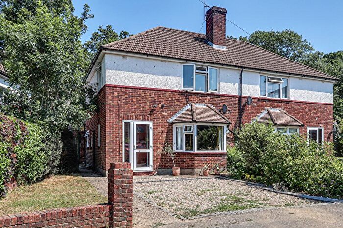 3 Bedroom Semi-Detached House For Sale In Harewood Gardens, Sanderstead, CR2