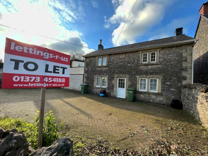 2 Bedroom Flat To Rent In Gurney Slade, Nr Radstock, Somerset, BA3